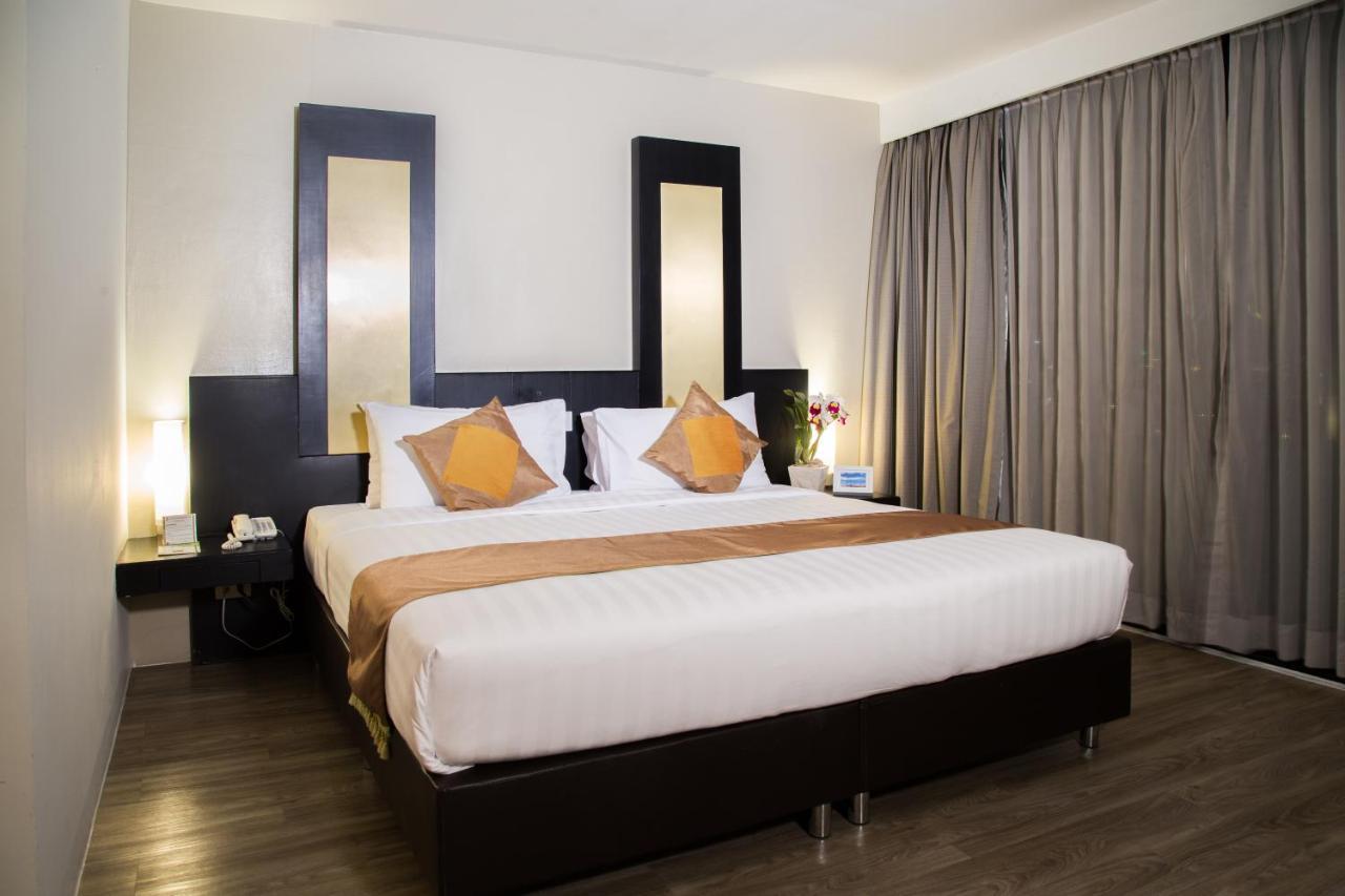 Junior Suite,1261237801:JPEG