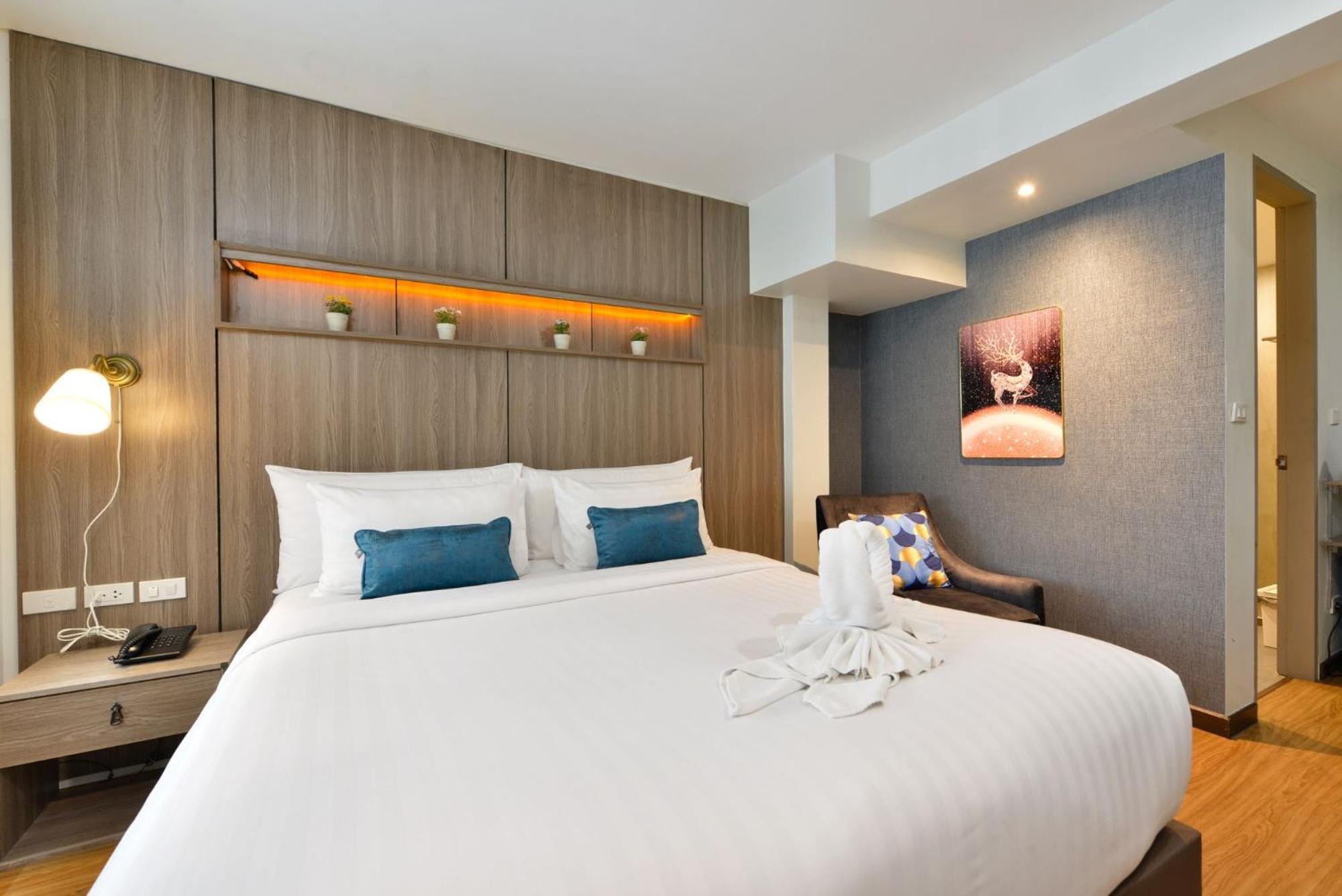 Superior King Room
