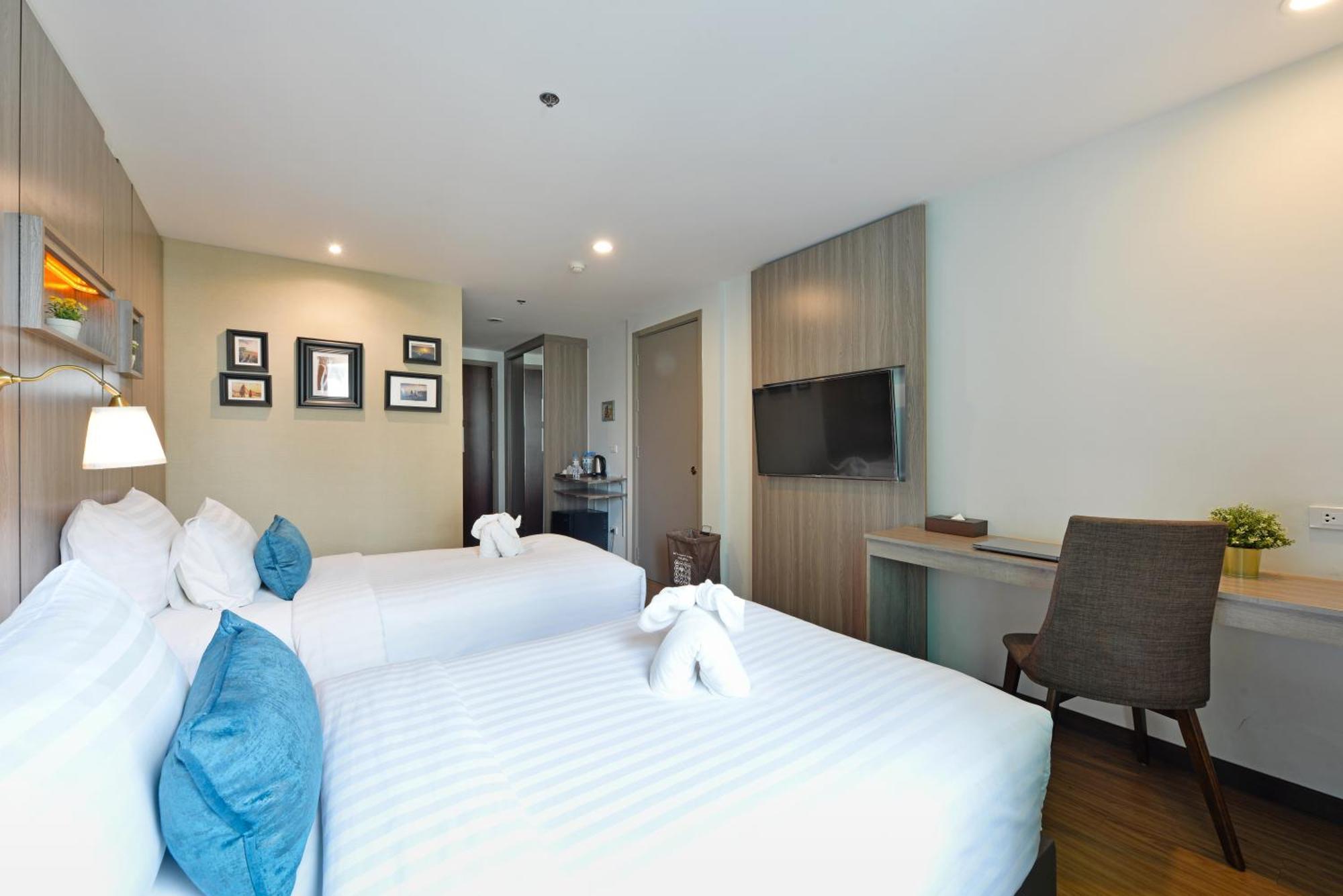 Superior Twin Room