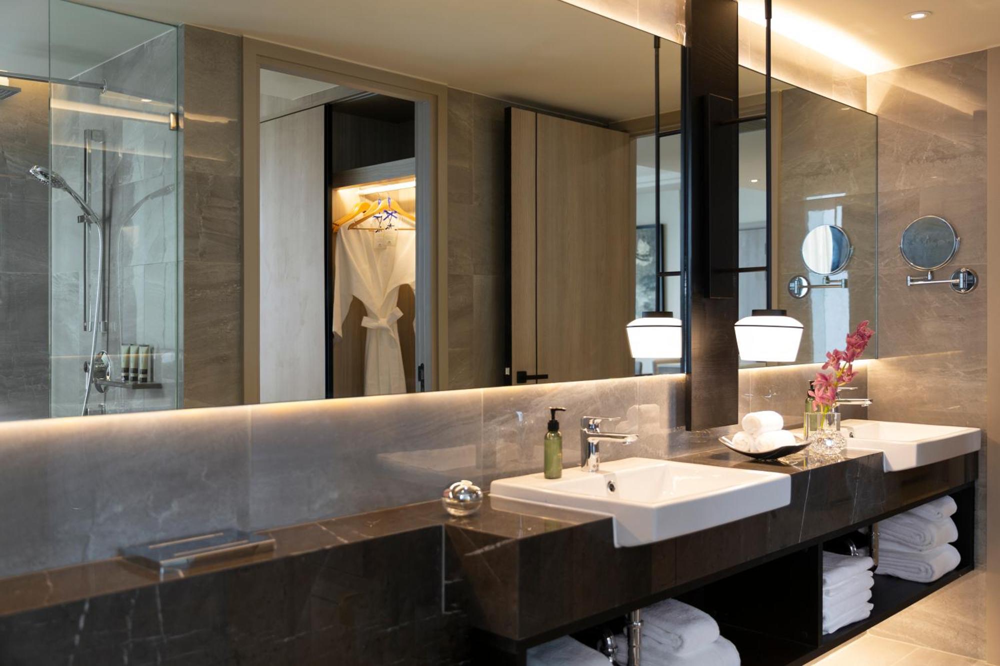One-Bedroom Premier