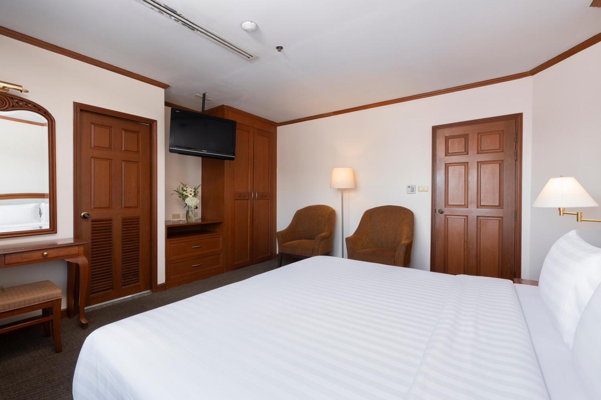 Two-Bedroom Deluxe Suite,1695743704:JPEG