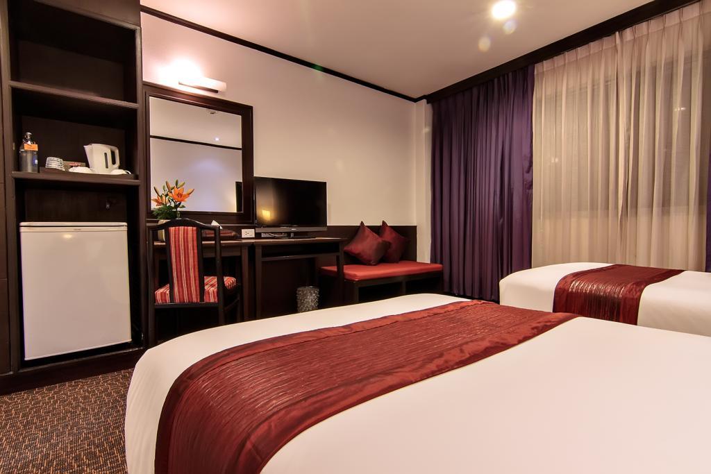 Standard Double or Twin Room,328453111:JPEG