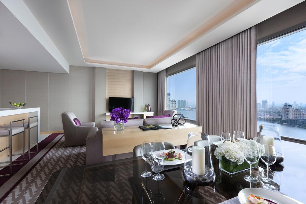 Three Bedroom River View Suite 