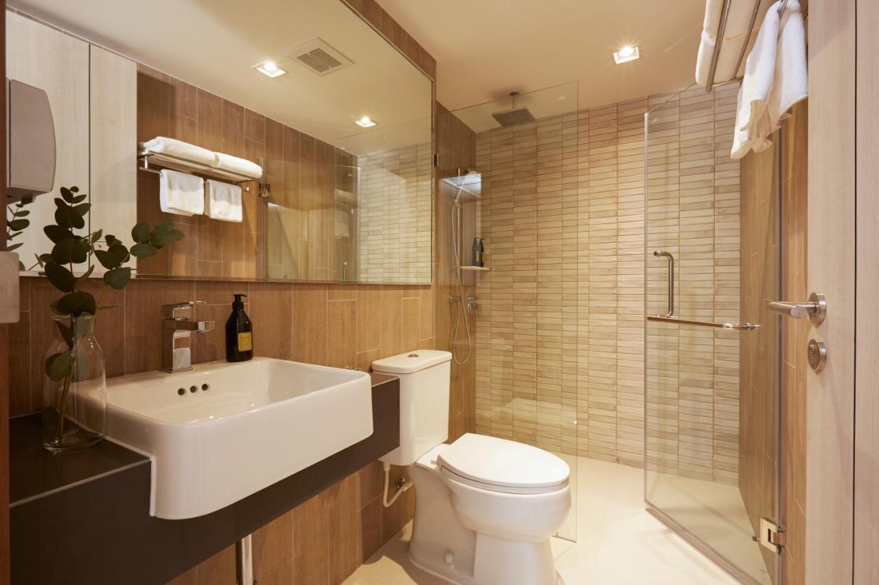 One-Bedroom Executive