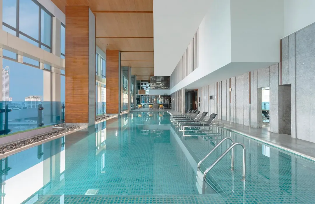 Renaissance Bangkok Ratchaprasong Hotel By Marriott-1