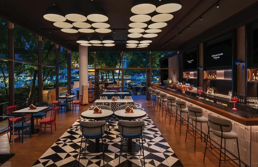 Millennium Hilton Bangkok-1