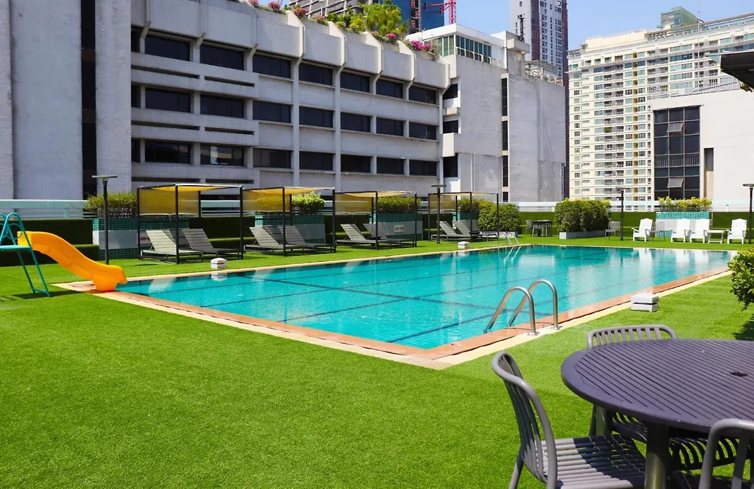 Evergreen Place Siam By Uhg-1