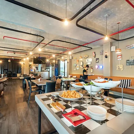 Qiu Hotel Sukhumvit - Bts On Nut Station-3