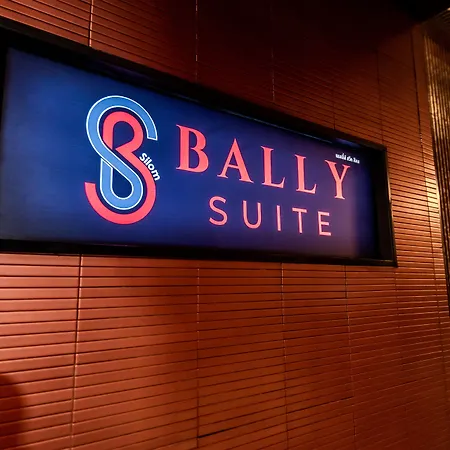 Bally Suite Silom-3