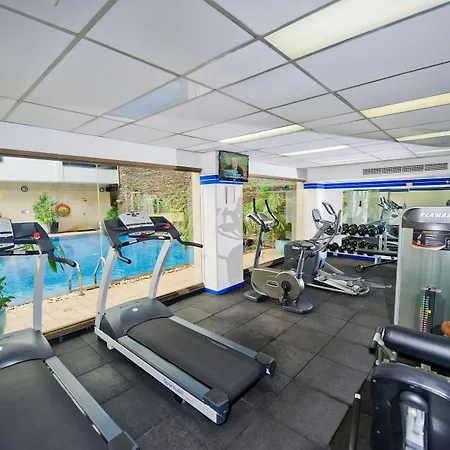Kingston Suites Bangkok Sukhumvit 15 By Kingston Hotels-3