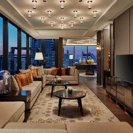 Hyatt Regency Bangkok Sukhumvit-3