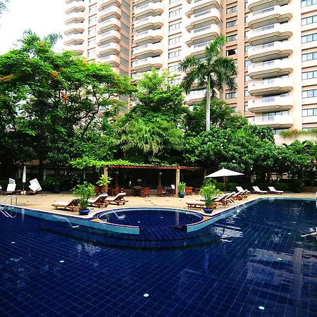 Pantip Suites-3